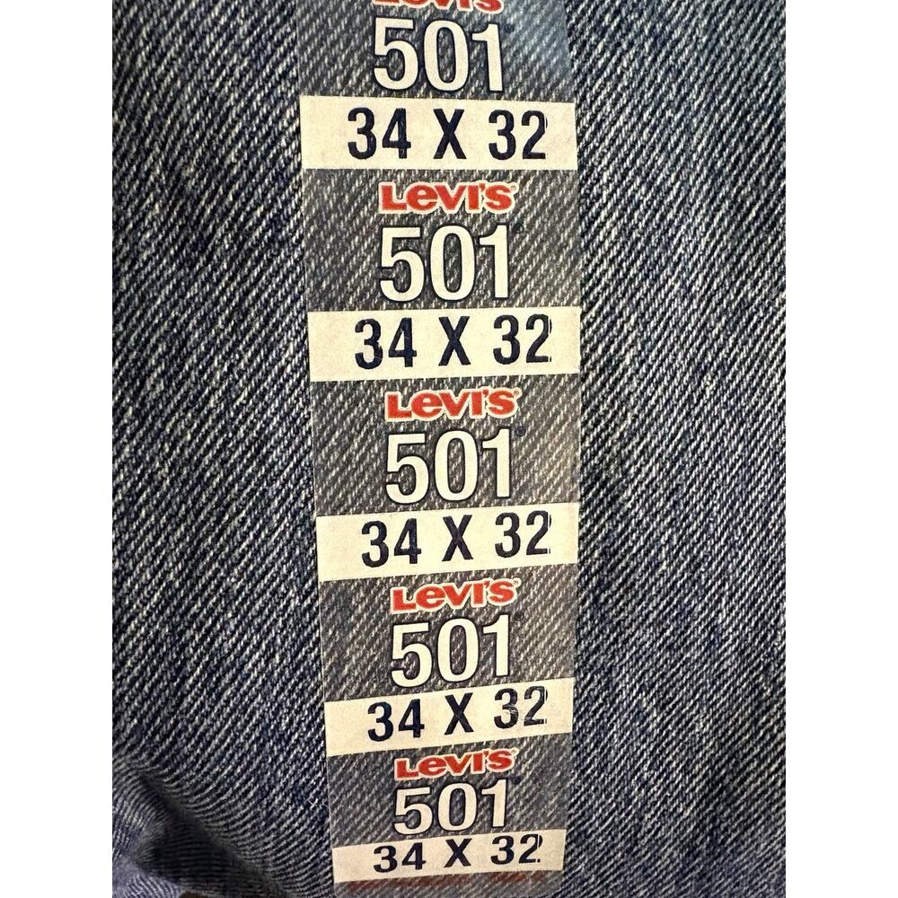 Levis 501 Original Fit Mens Straight Leg 34X32 BlueJeans Button Fly Medium Wash - Picture 11 of 11